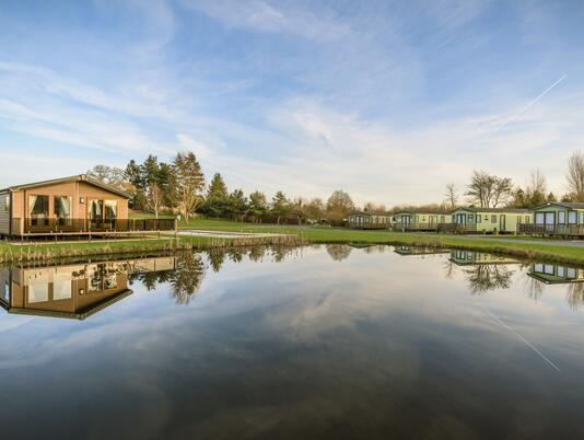5 star holiday park Herefordshire Arrow Bank
