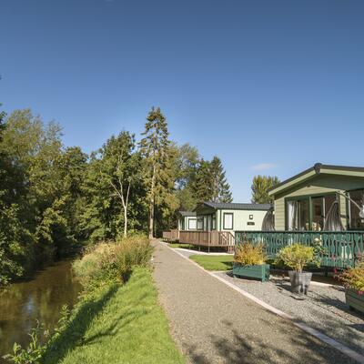Arrow Bank 5 star caravan park Herefordshire