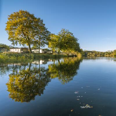 5 star holiday park at Pearl Lake Herefordshire