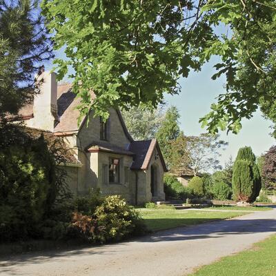 5 star self catering holidays Pearl Lake