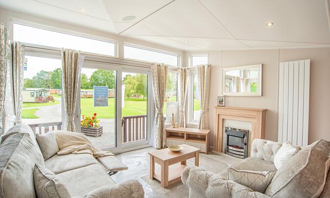 Willerby Vogue Classique holiday home for sale at Pearl Lake Country Holiday Park, Herefordshire. Lounge photo