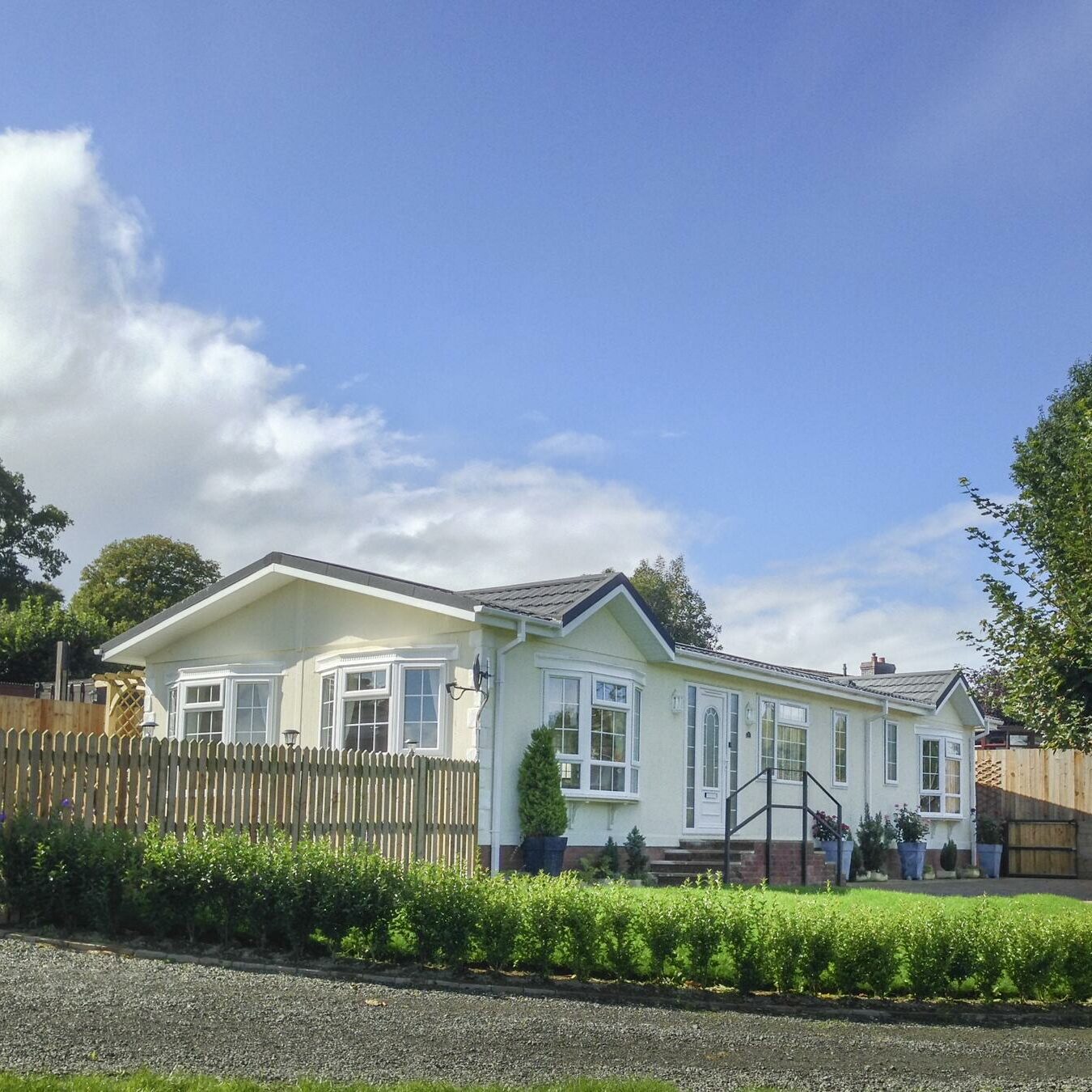 Residential-Holiday-Park-Home-in-the-Sun-aspect-ratio-1-1