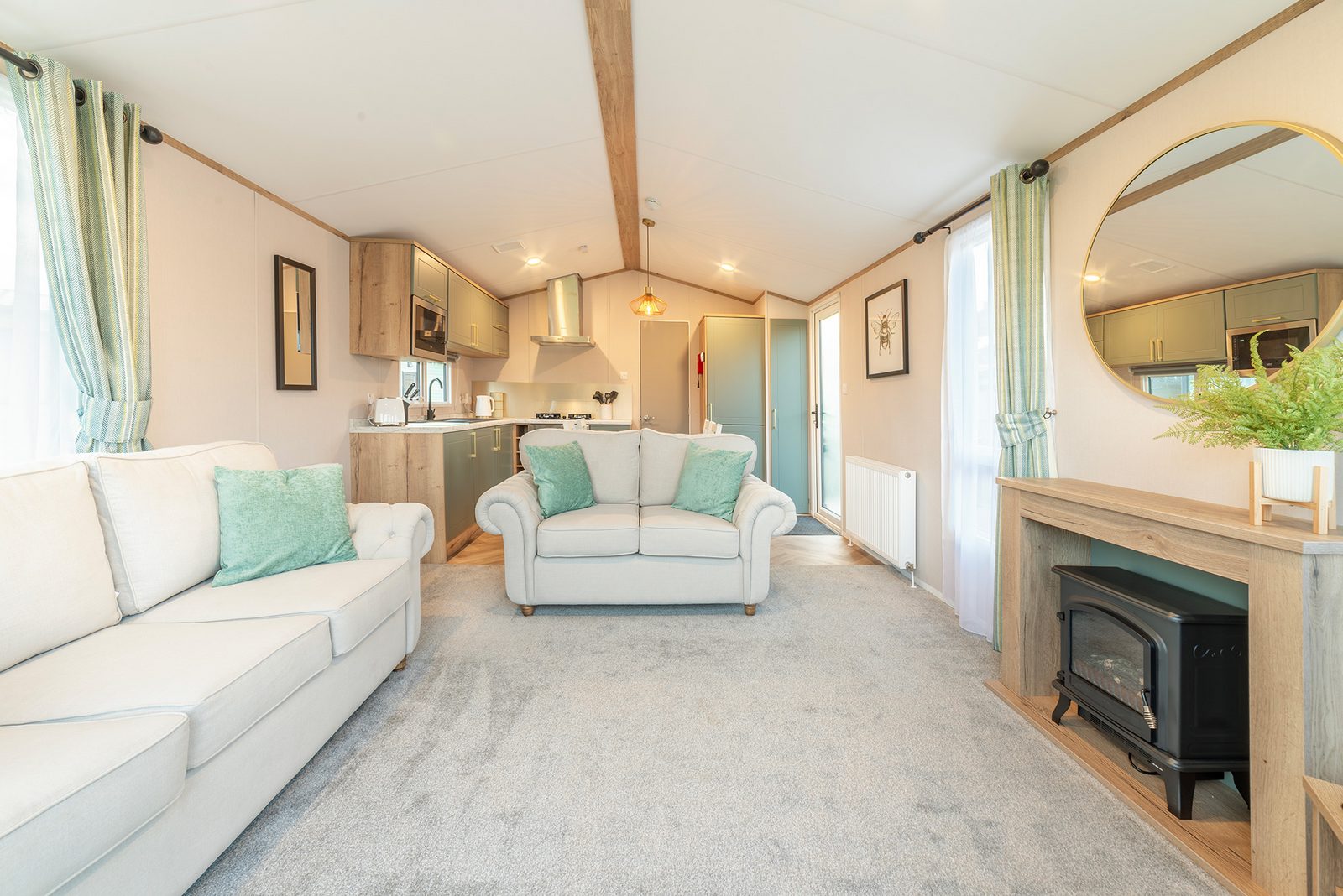 Classic Holiday Home Kitchen - Discover Parks