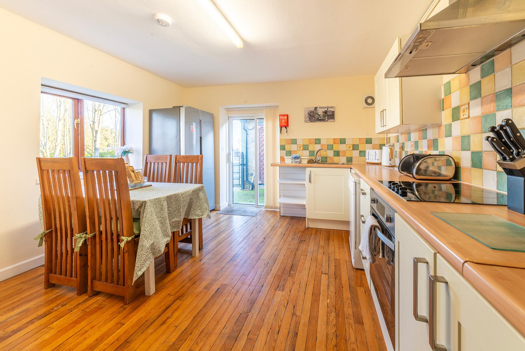 Stables Holiday Cottage 5 - Discover Parks