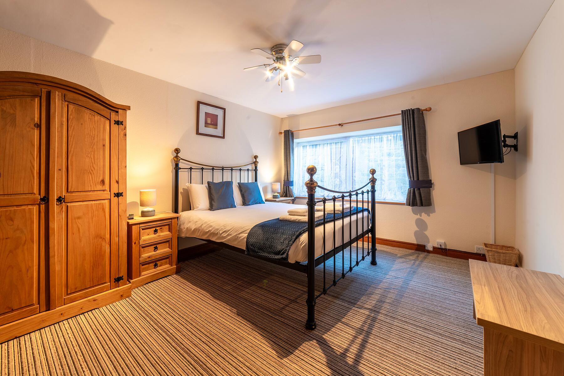 Stables Holiday Cottage 6 - Discover Parks