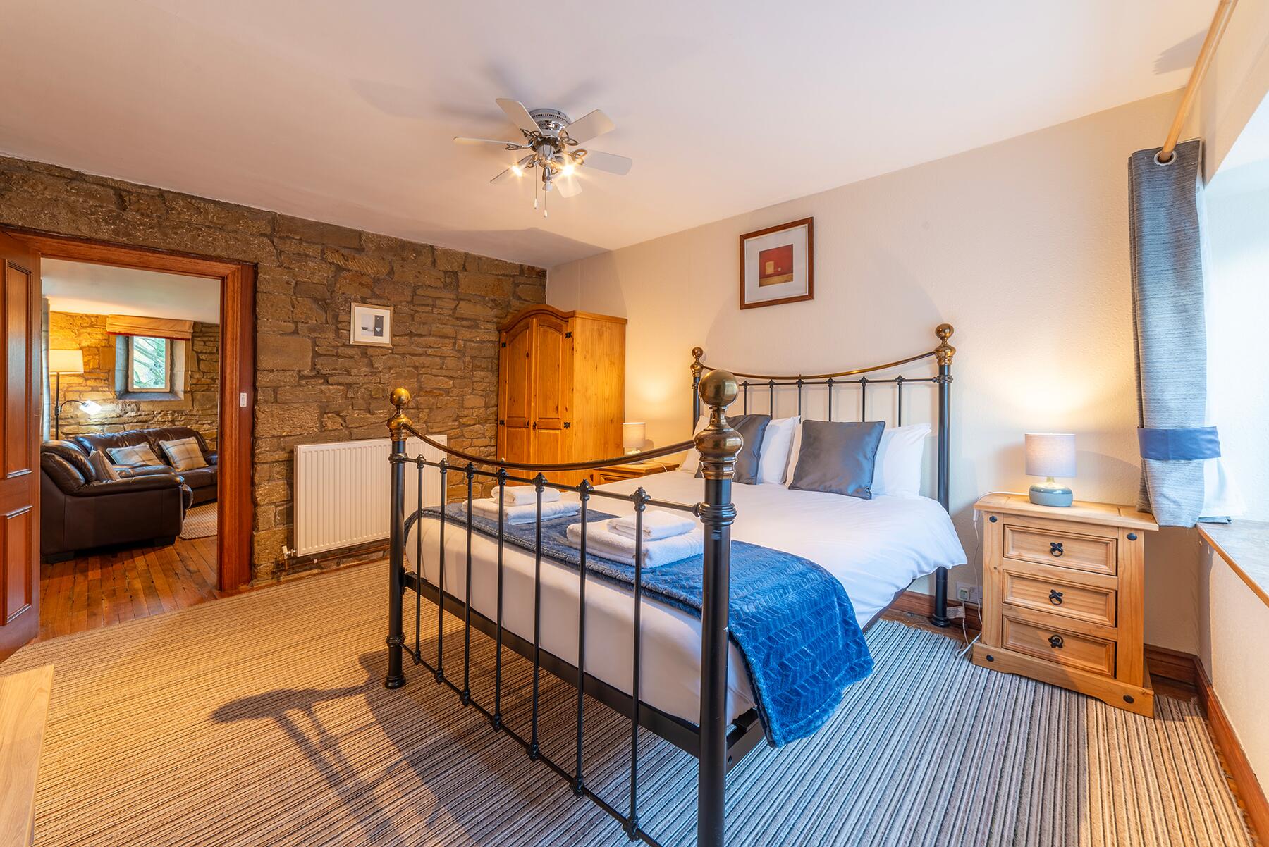 Stables Holiday Cottage 7 - Discover Parks