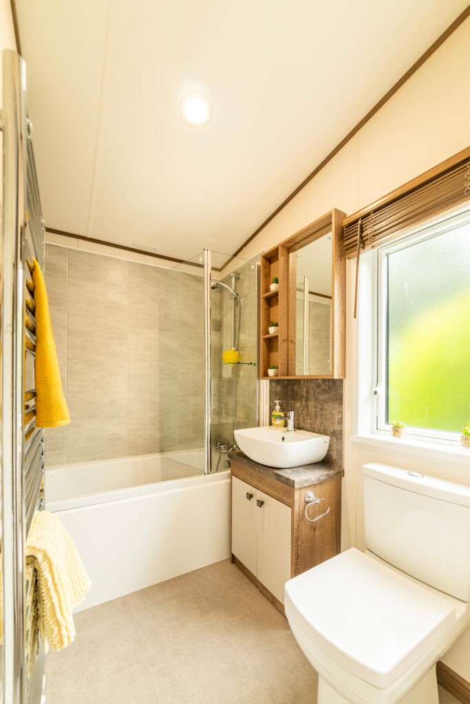 ABI Beaumont for sale at Discover Parks on lake edge plot. Main bedroom bathroom photo