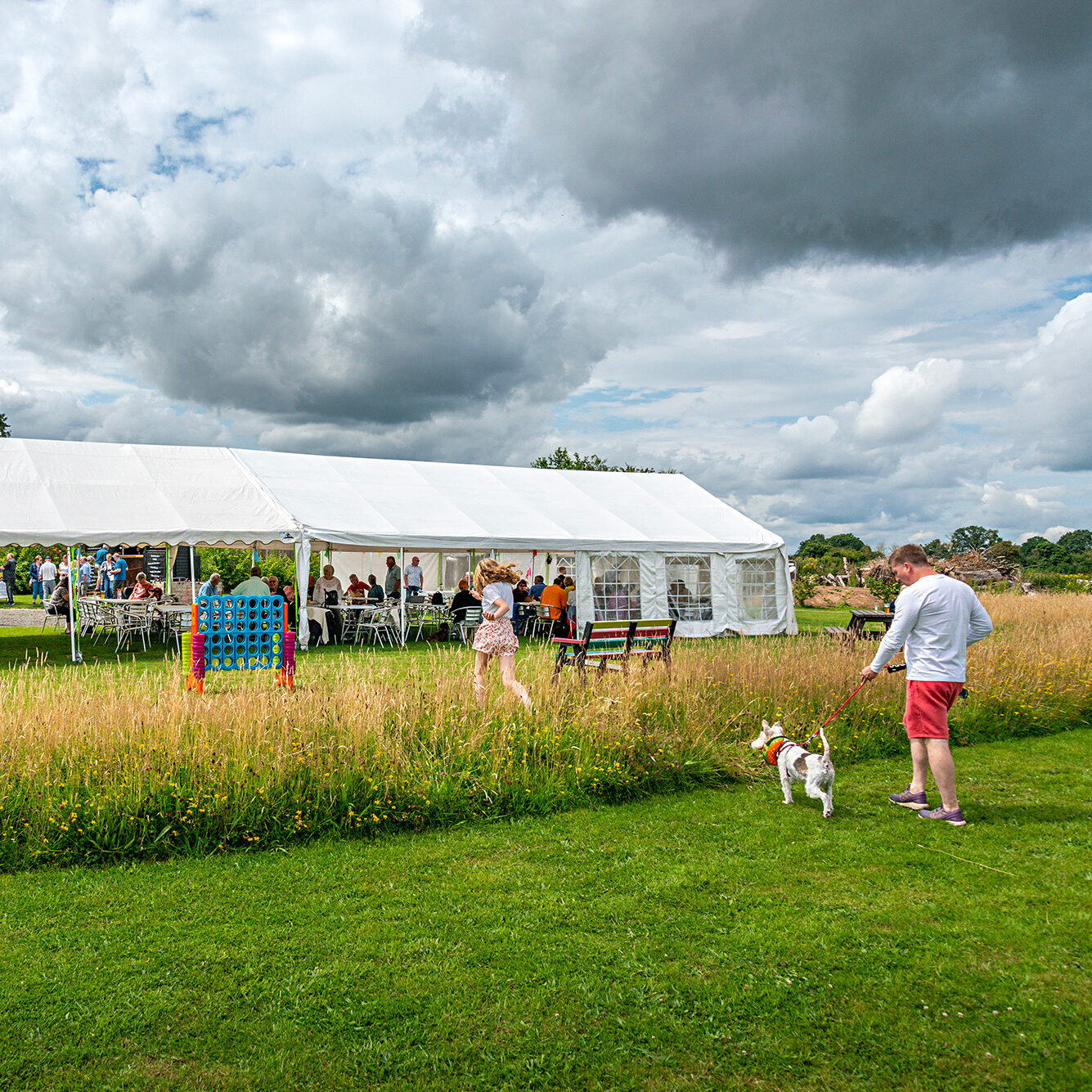 ROB3184-aspect-ratio-1-1