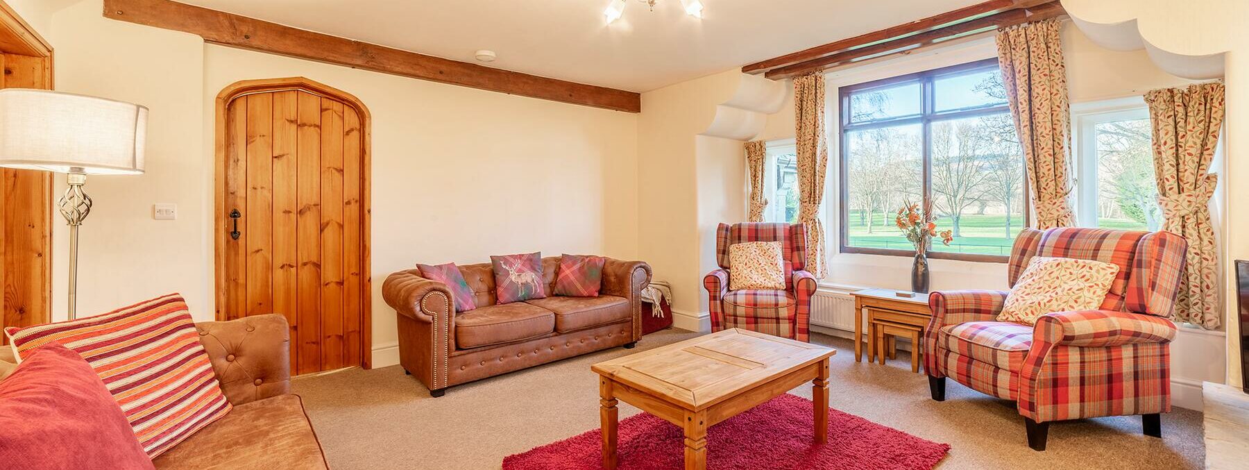 Keepers-Holiday-Cottage-1-Discover-Parks-aspect-ratio-1800-677