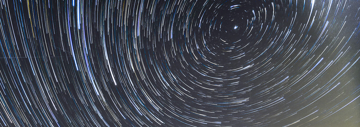 Comet-mode-Star-Trail-web-aspect-ratio-1513-536